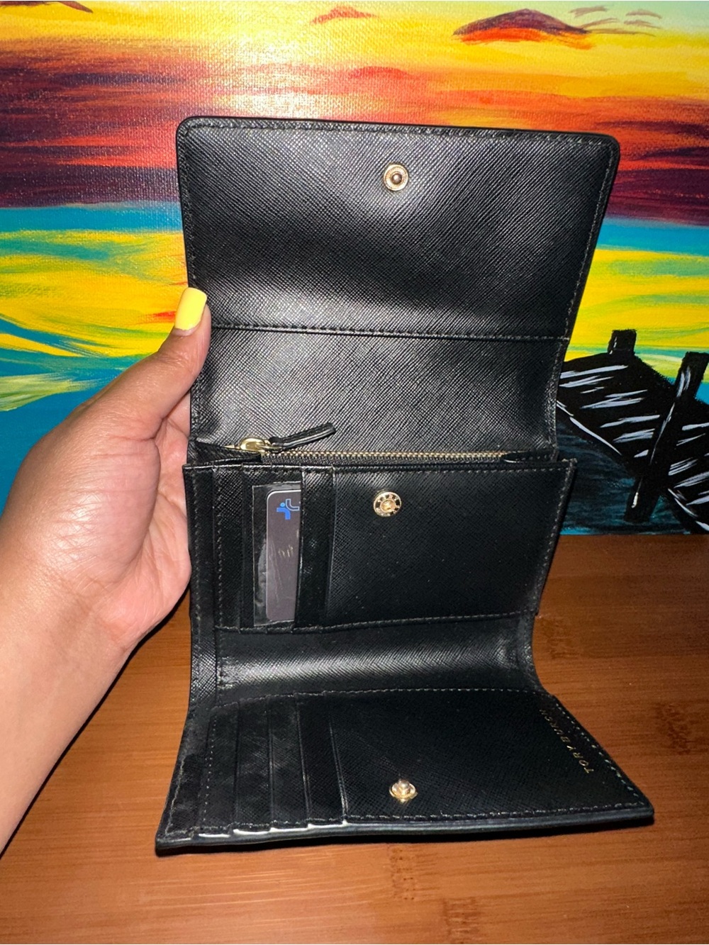 Tory Burch Black Saffiano Leather Logo Compact Wallet - Picture 4 of 10